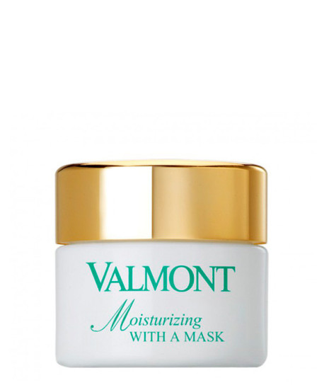 MOISTURIZING WITH A MASK