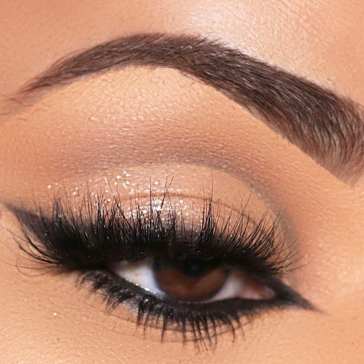 EYELINER - MAKEUP LOW COST