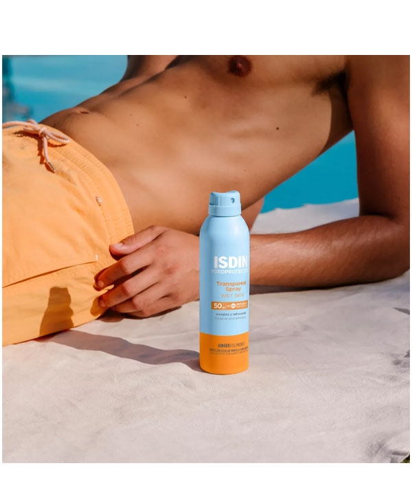 FOTOPROTECTOR TRANSPARENT SPRAY WET SKIN SPF50